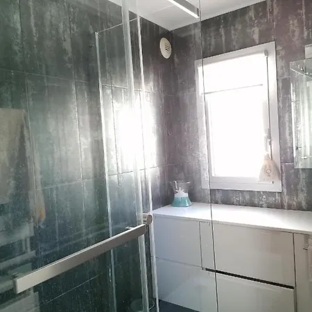 Double Avec Salle De Bain Commune, A 2 Min De La Croisette * Κάννες