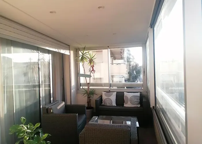 Double Avec Salle De Bain Commune, A 2 Min De La Croisette
