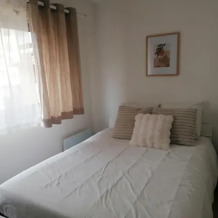 Privatunterkunft Double Avec Salle De Bain Commune, A 2 Min De La Croisette *